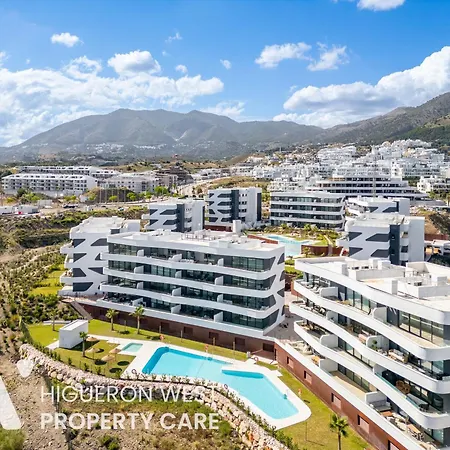 Higueron West Collection - The Sunset Penthouse By Hwpc *