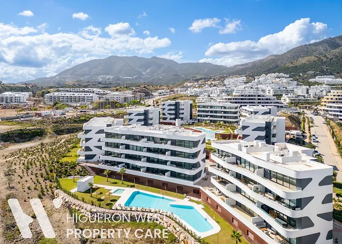 Higueron West Collection - The Sunset Penthouse By Hwpc *