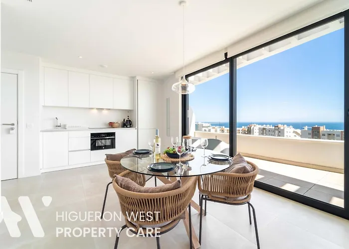 Higueron West Collection - The Sunset Penthouse By Hwpc