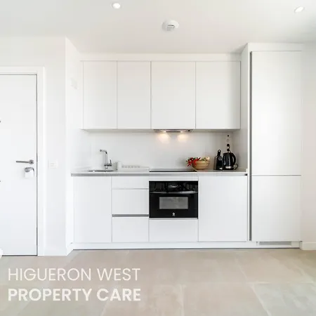 公寓 Higueron West Collection - The Sunset Penthouse By Hwpc *